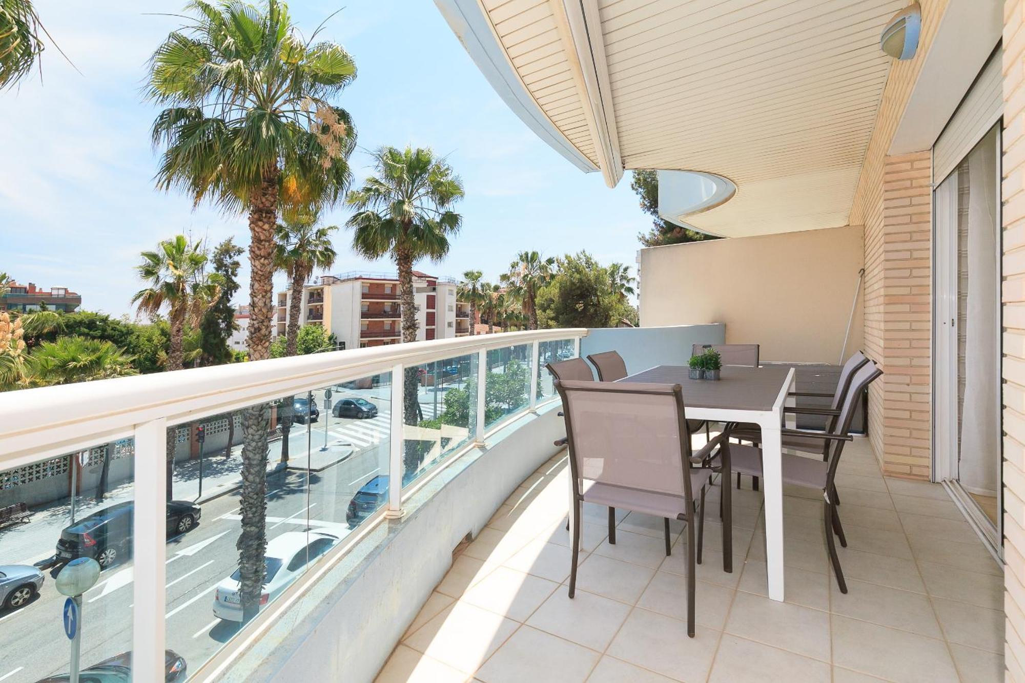 Uhc Els Pins Apartments Salou Dış mekan fotoğraf