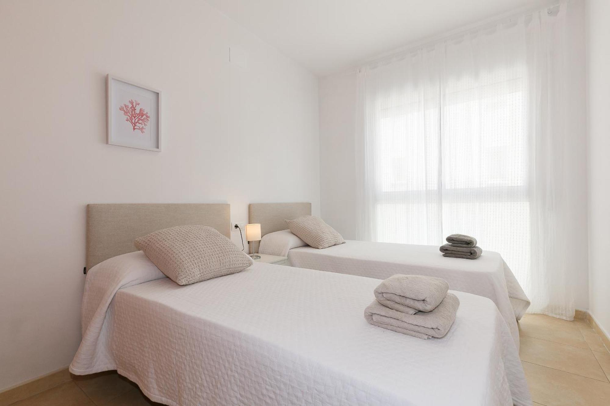 Uhc Els Pins Apartments Salou Dış mekan fotoğraf